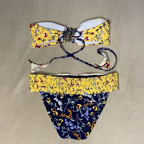 Twopiece bikini set yellow and blue floral pattern - Picture 2 of 4
